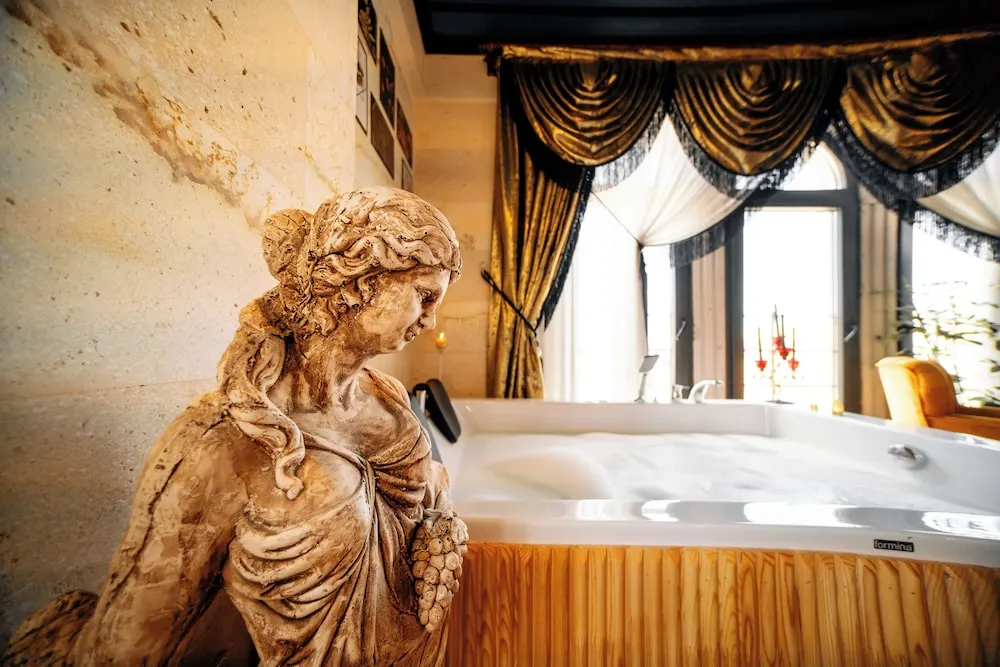 Jacuzzi Deluxe
