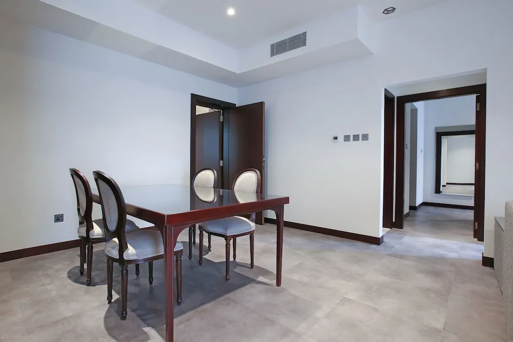 One Bedroom Deluxe