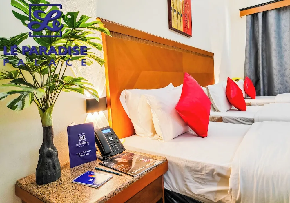 Deluxe Üç Kişilik Oda