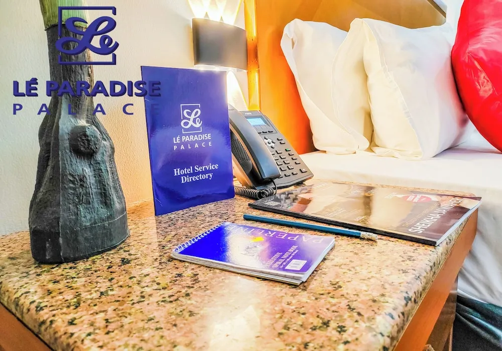 Deluxe Üç Kişilik Oda