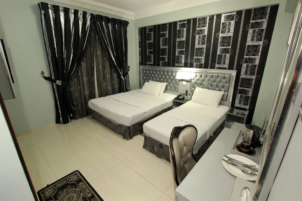 Standard Tek Büyük veya İki Ayrı Yataklı Oda