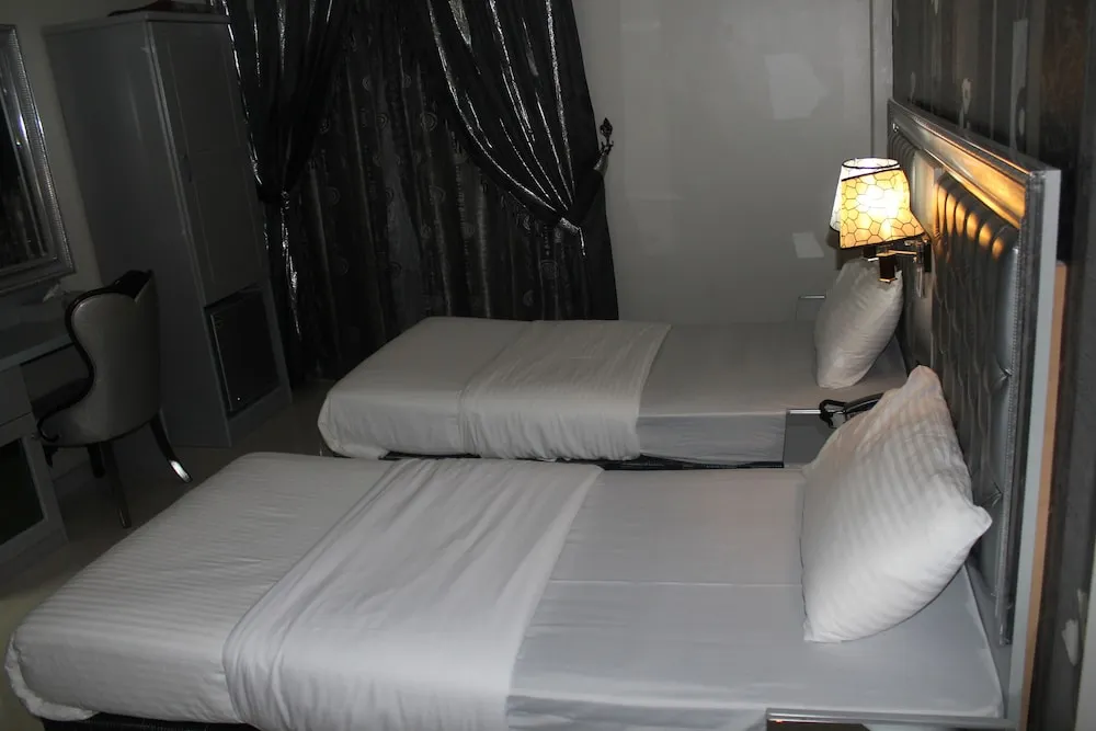 Standard Tek Büyük veya İki Ayrı Yataklı Oda