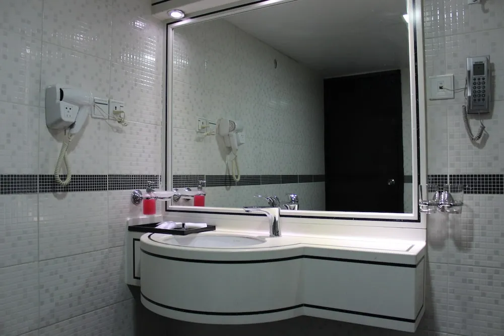 Inter Connected Room