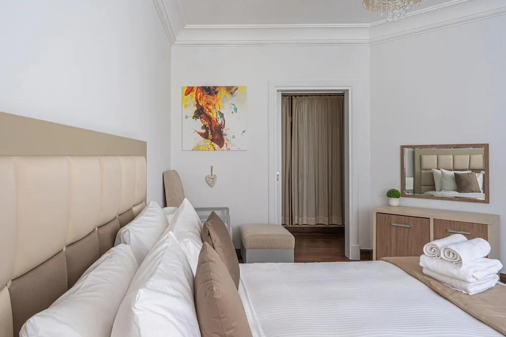 Luxury Apart Daire, 1 En Büyük (King) Boy Yatak ve Çekyat, Sigara İçilmez