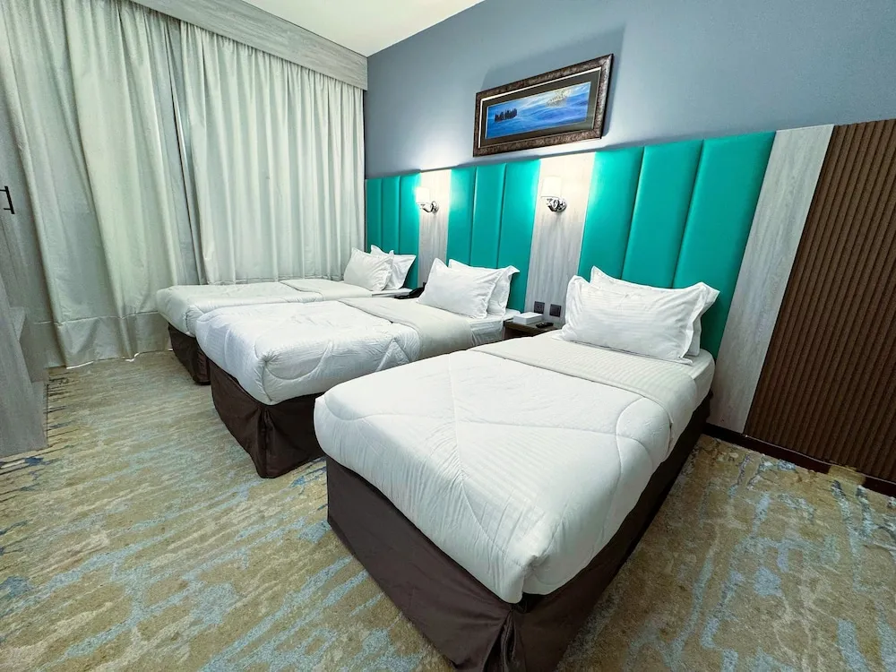 Triple Studio Apartment