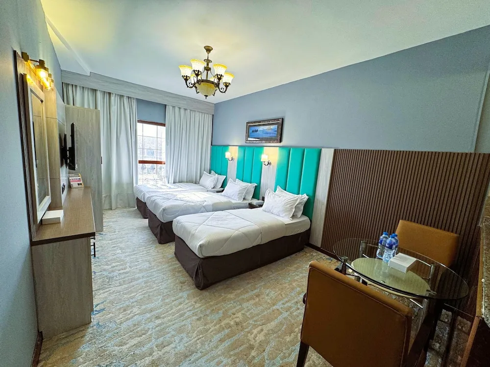 Triple Studio Apartment