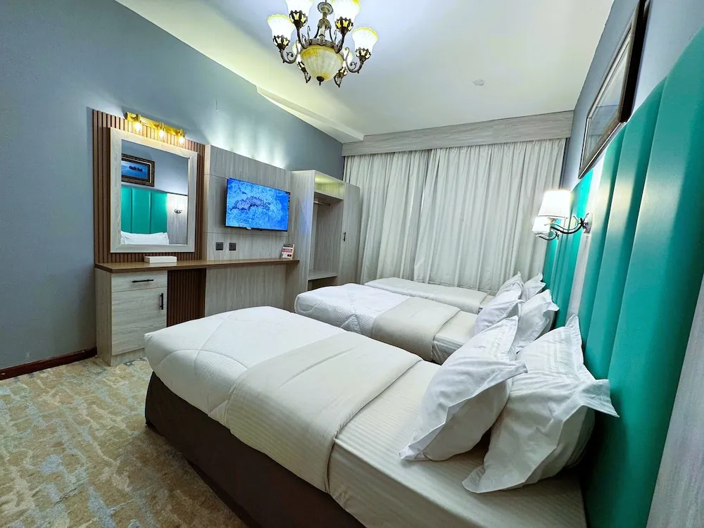 Triple Studio Apartment