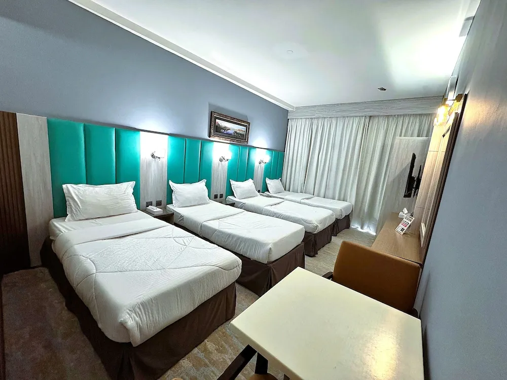 Quadruple Studio Apartment