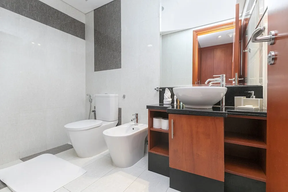 DHH - Pool View 1 Bed Park Tower A DIFC
