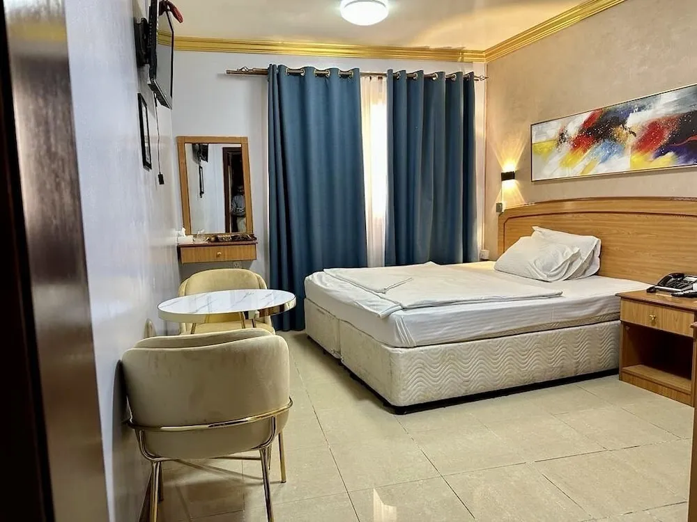 Standard Tek Büyük veya İki Ayrı Yataklı Oda