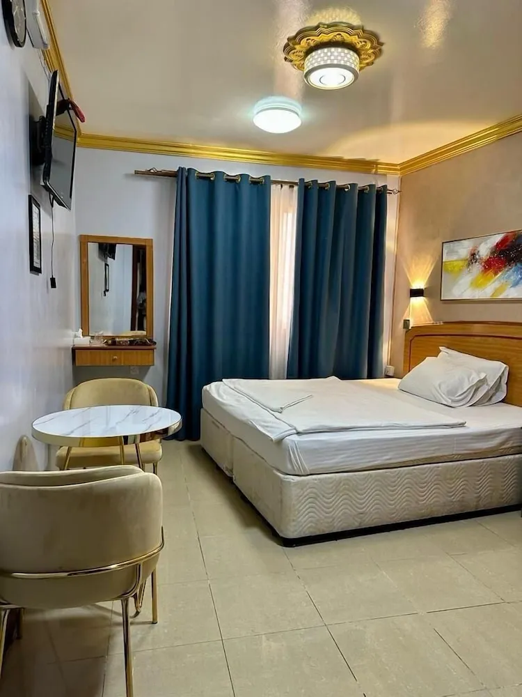 Standard Tek Büyük veya İki Ayrı Yataklı Oda