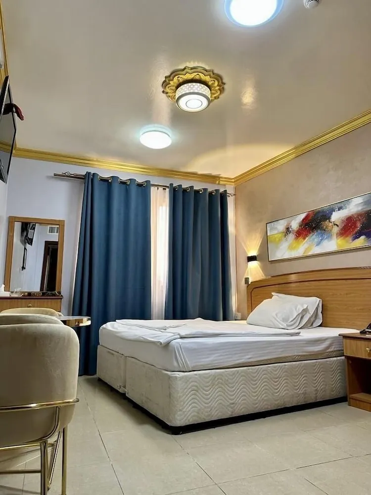 Standard Tek Büyük veya İki Ayrı Yataklı Oda