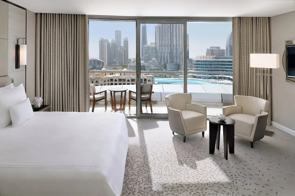 Süit (Tower Suite Fountain View)