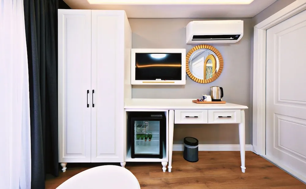 Deluxe Tek Büyük Yataklı Oda, 1 Büyük (Queen) Boy Yatak, Şehir Manzaralı