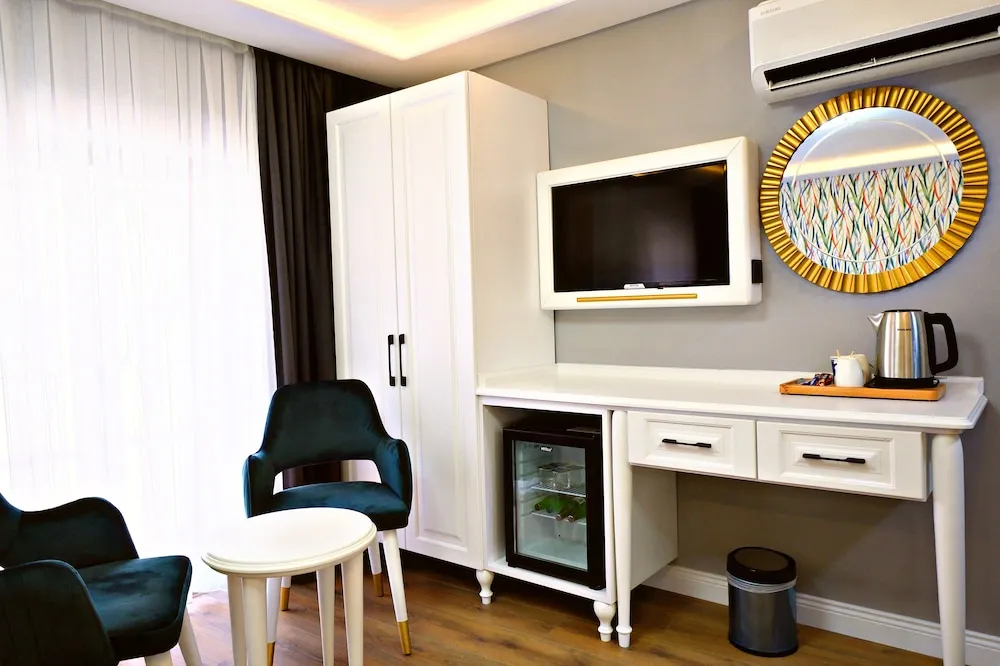 Deluxe Tek Büyük Yataklı Oda, 1 Büyük (Queen) Boy Yatak, Şehir Manzaralı