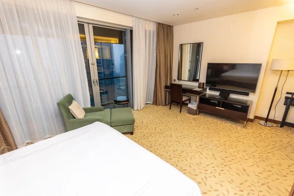 Large One Bedroom Apartment