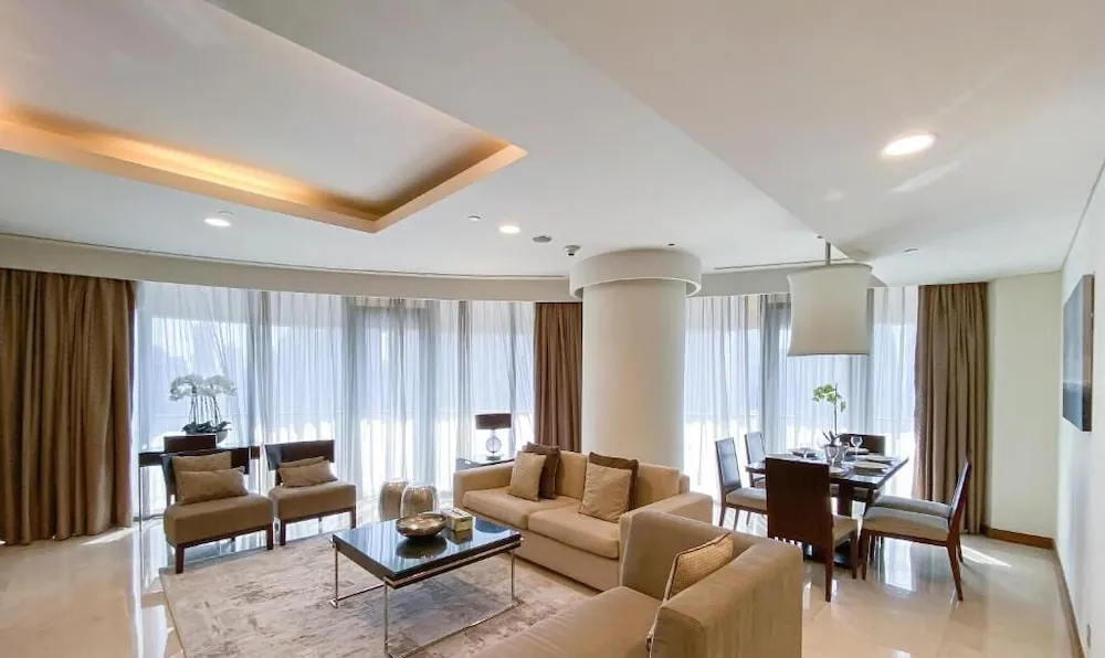 Three Bedrooms Full Fountains and Burj View