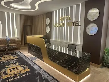 Royal Escape Hotel