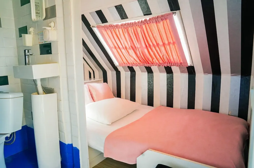 Standard Karavan, Bahçe Manzaralı