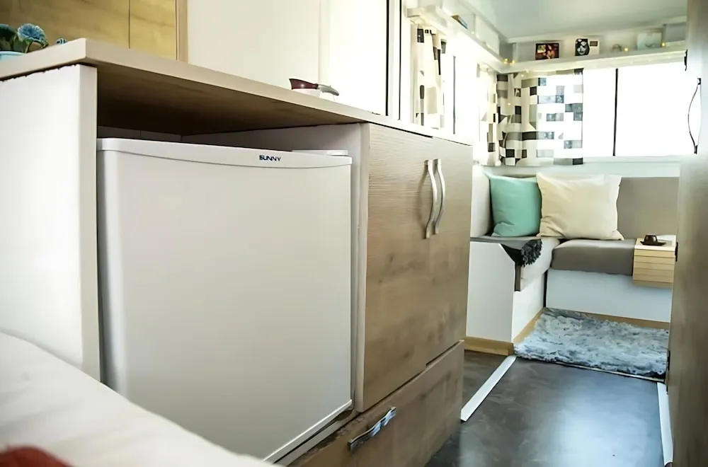 Grand Karavan, Bahçe Manzaralı