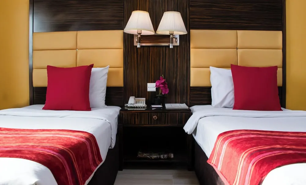 Superior Tek Büyük veya İki Ayrı Yataklı Oda