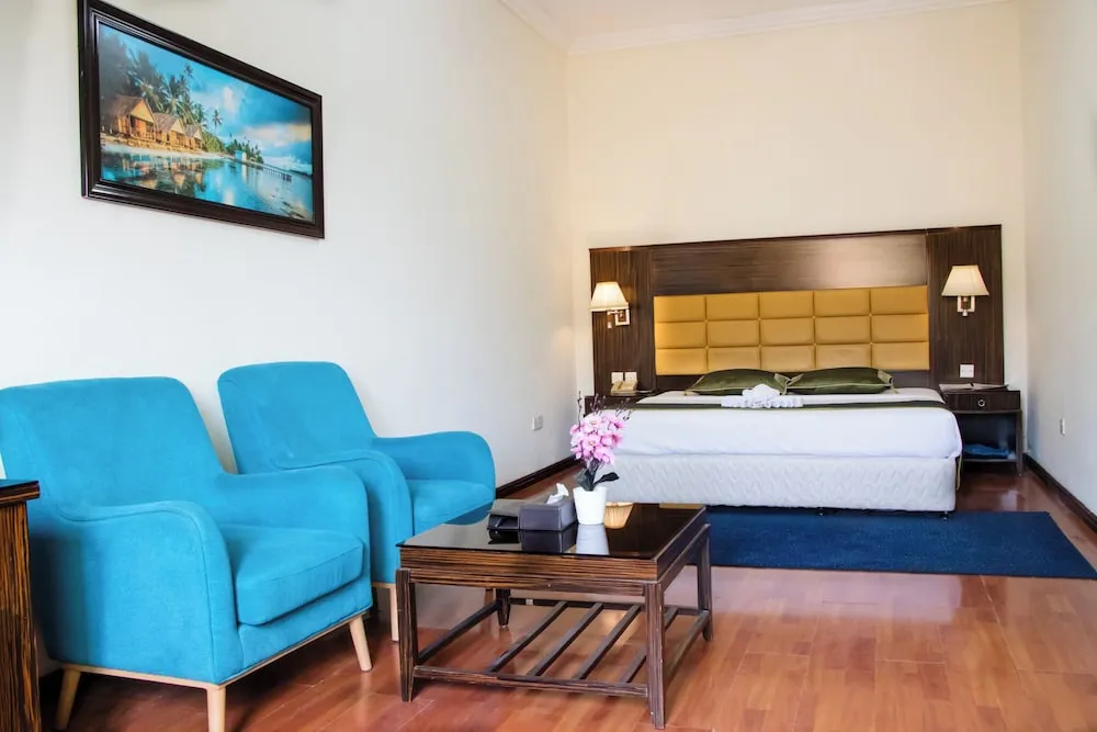 Superior Tek Büyük veya İki Ayrı Yataklı Oda