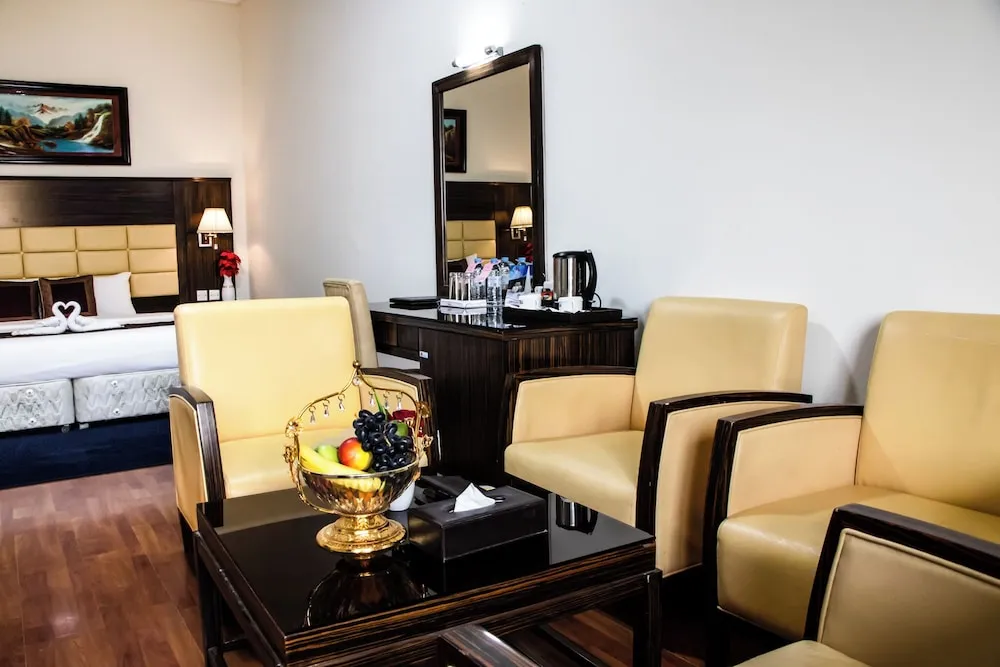 Superior Tek Büyük veya İki Ayrı Yataklı Oda