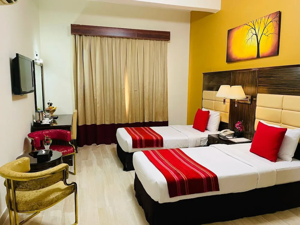 Superior Tek Büyük veya İki Ayrı Yataklı Oda