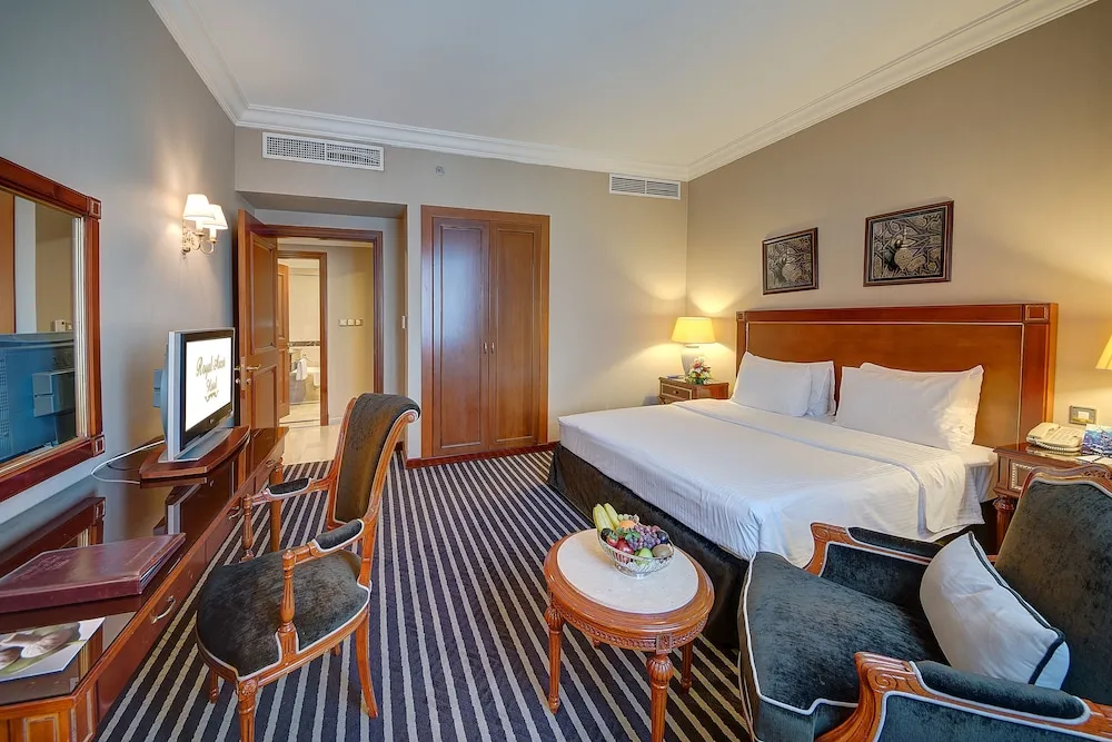 Balmoral Suite