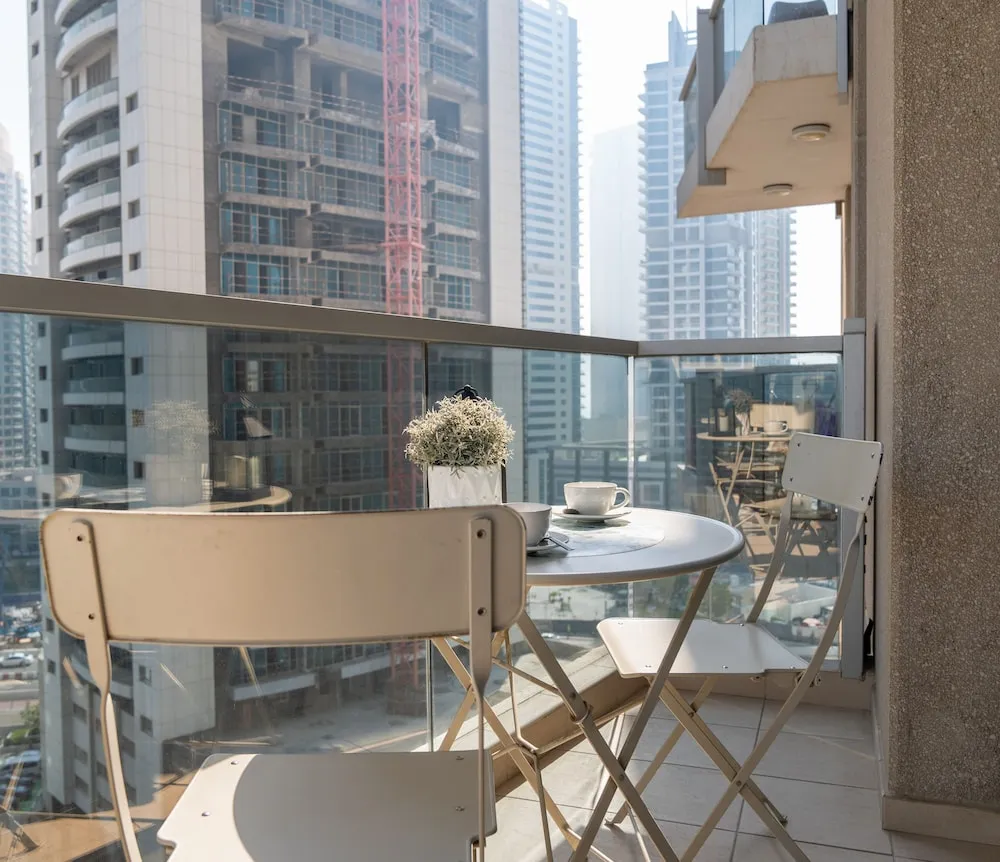 Exclusive Apart Daire, Kanal Manzaralı