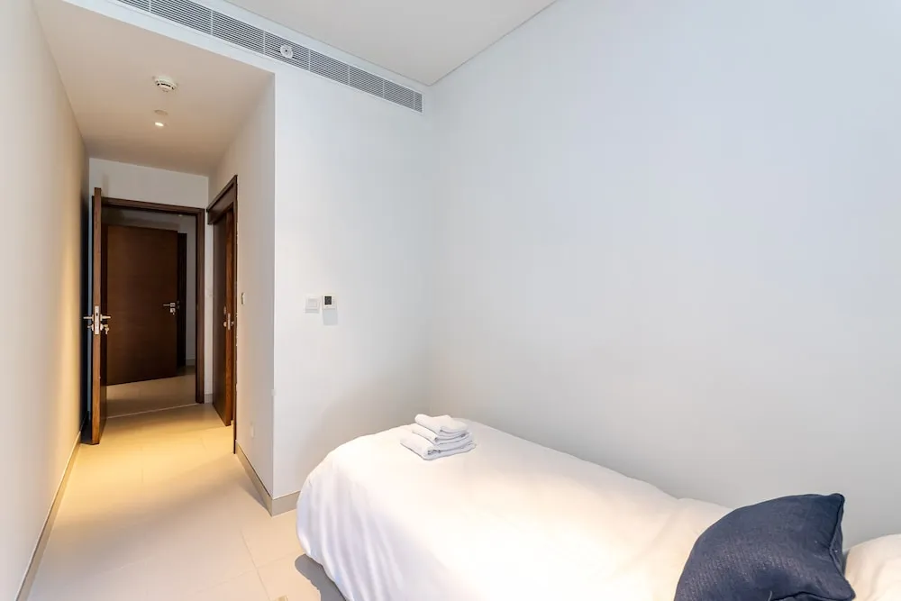 DHH - 2 Beds Opposite To The Pool City Walk B9