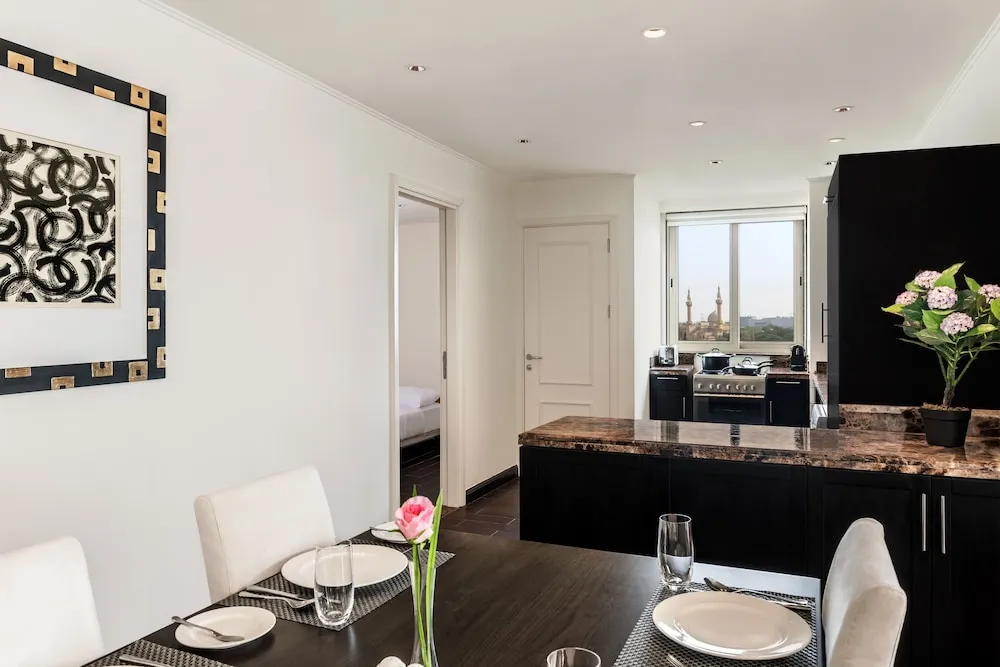 Deluxe Two Bedroom Apartment