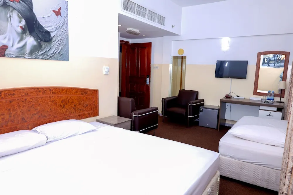 Standard Tek Büyük Yataklı Oda