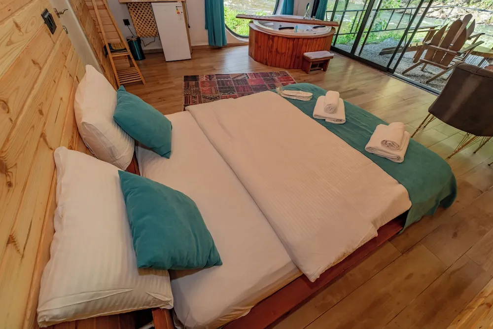 King Suite 103 with Garden