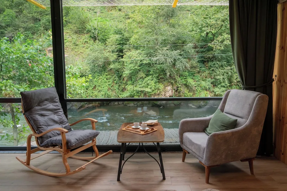 King Suite 203, River View