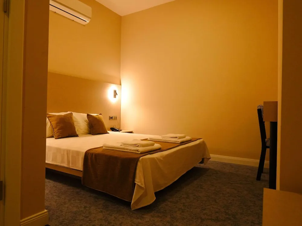 Economic Room without Window