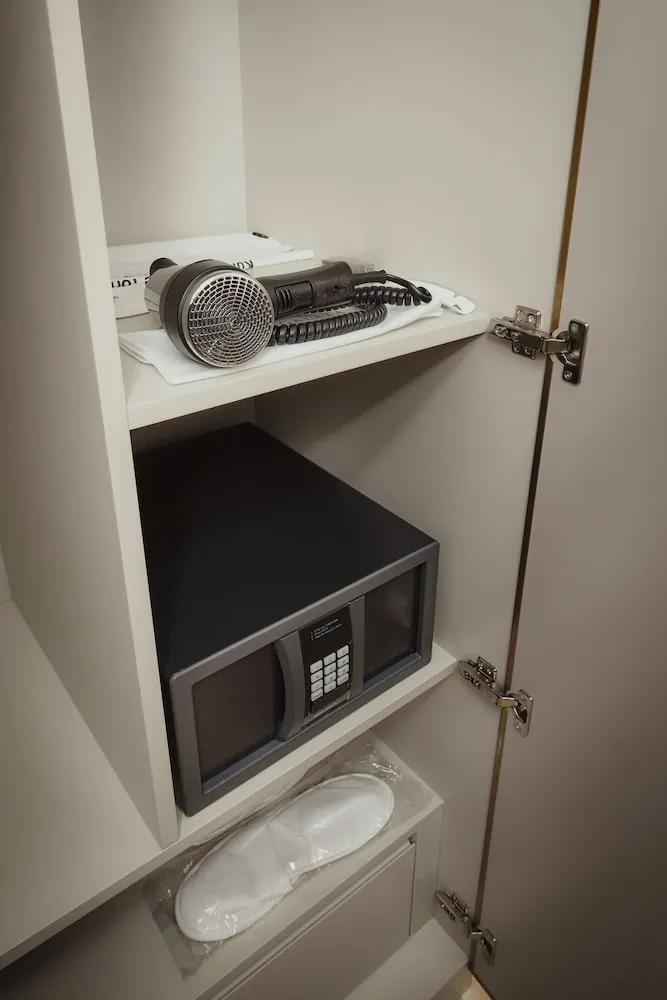 Superior Tek Büyük veya İki Ayrı Yataklı Oda, Sigara İçilmez