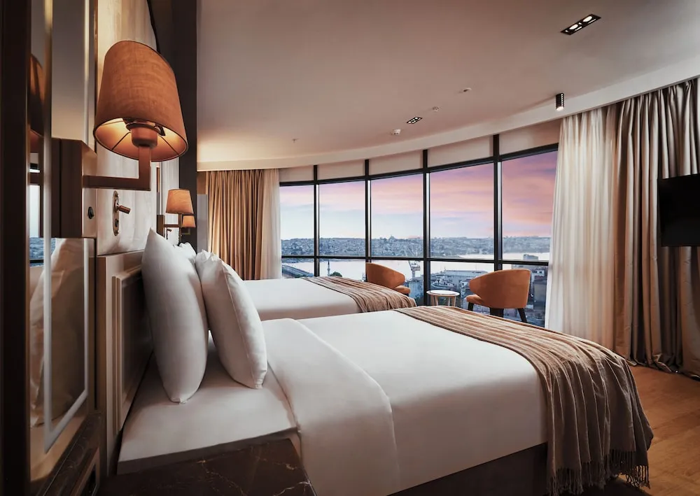 Deluxe Tek Büyük Yataklı Oda, Deniz Manzaralı