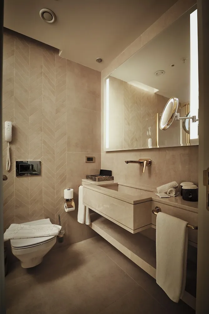 Classic Double Room-No View