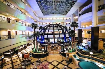 Mövenpick Grand Al Bustan Dubai