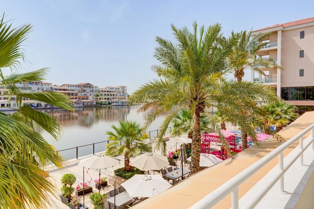 Apart Daire, 1 Yatak Odası, Balkon, Göl Manzaralı
