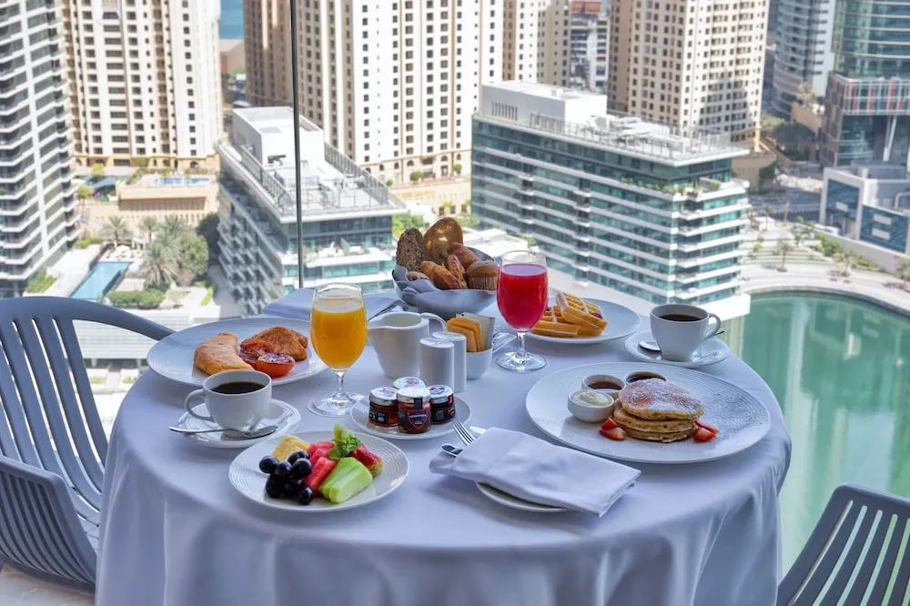 Süit, 1 Yatak Odası, Marina Manzaralı (High Floor)