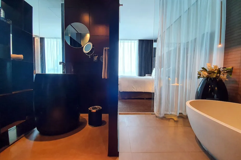 Junior Suite with 1 King Size Bed