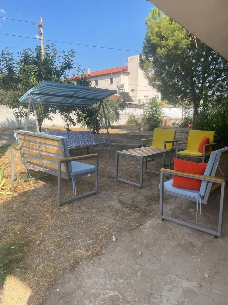 Comfort Apart Daire, Bahçe Manzaralı