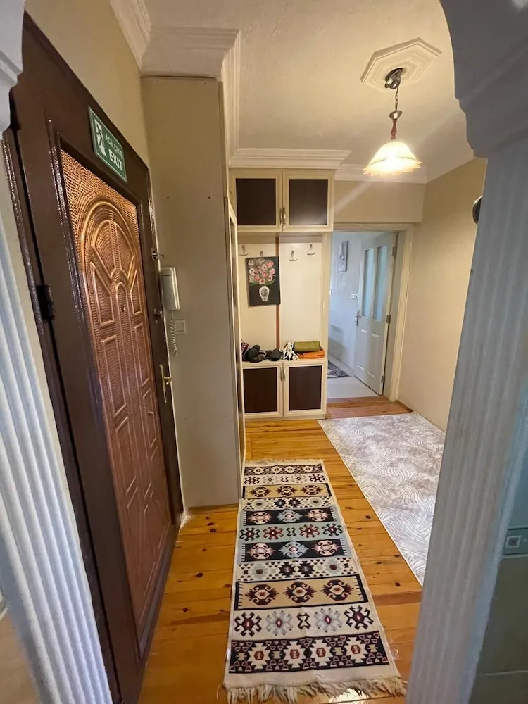 Comfort Apart Daire, Bahçe Manzaralı