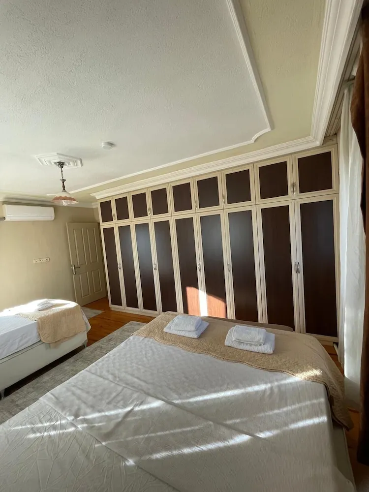 Comfort Apart Daire, Bahçe Manzaralı