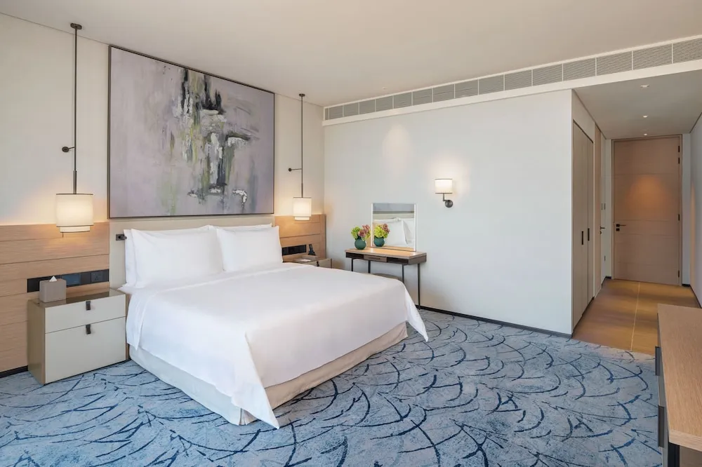 Three Bedroom Presidential Suite