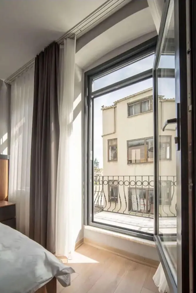 Standard Apart Daire, Şehir Manzaralı