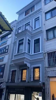 Luull's Galata Apartement