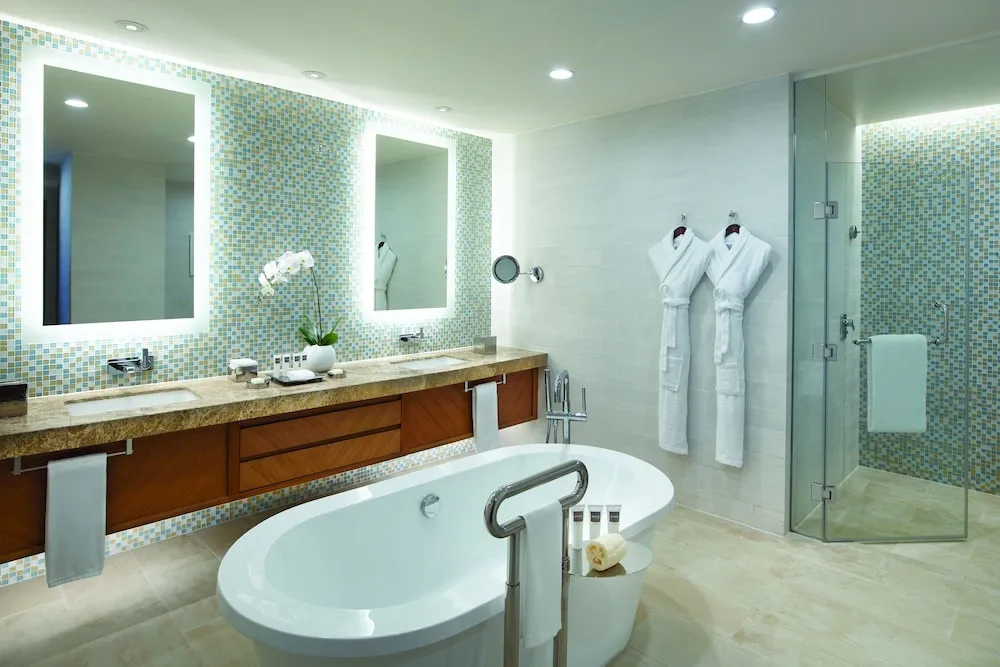 Süit, 1 Çift Kişilik Yatak, Köşe